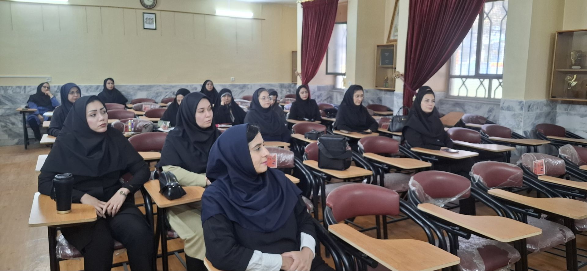 جلسه رابطین پژوهشسرا